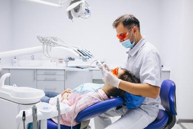 Essential Tips for Choosing the Right Dentist